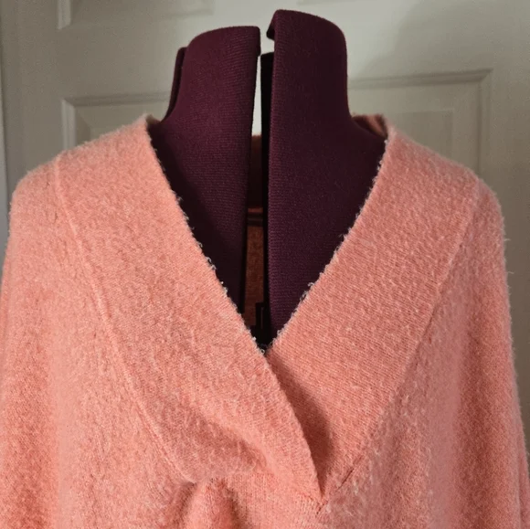 Anthropologie Super Soft Small Batwing Oversized Knit Sweater Salmon Pink - Picture 3 of 12